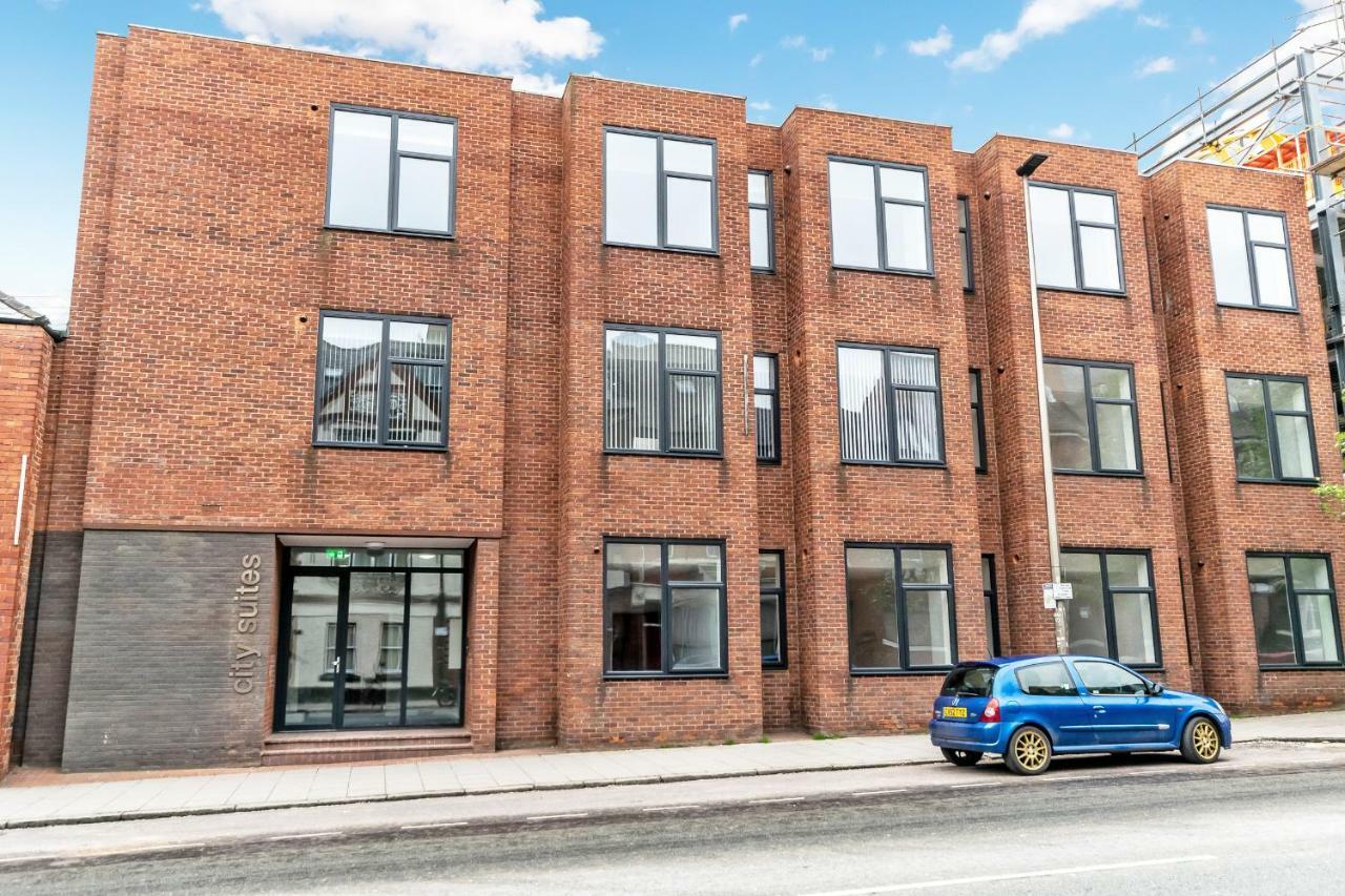 City Suites Chester Esterno foto
