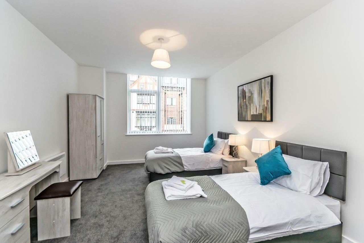 City Suites Chester Esterno foto