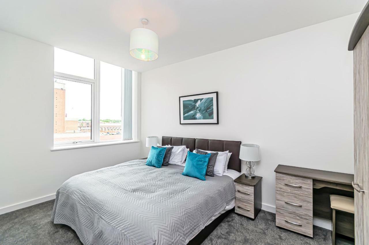 City Suites Chester Esterno foto