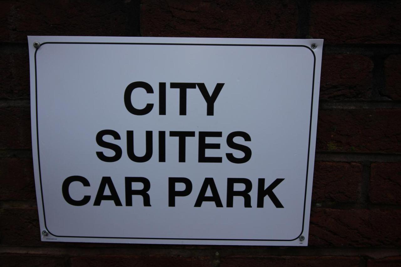 City Suites Chester Esterno foto