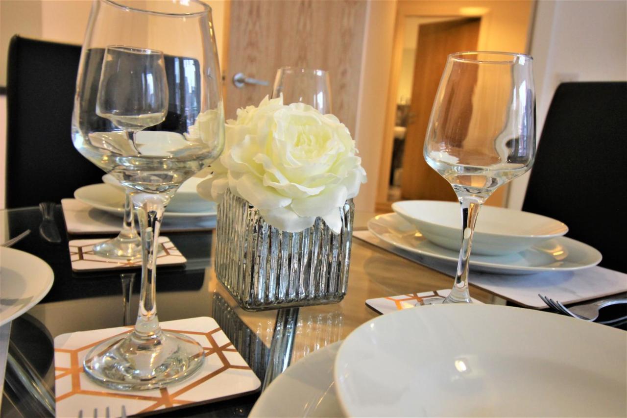 City Suites Chester Esterno foto